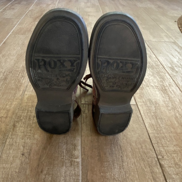 Roxy Faux Leather Cotton Ankle Boot - Picture 5 of 7